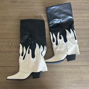 Black and White Flame Design Women's Boots